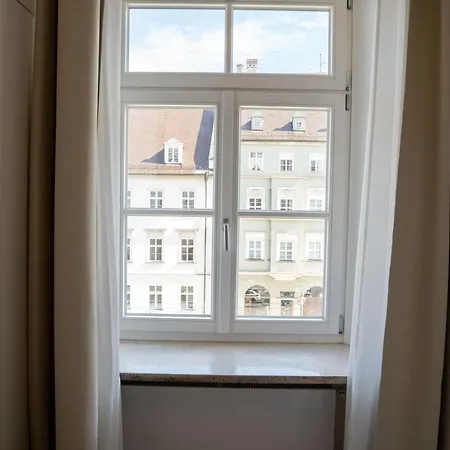 Maximilianstrasse