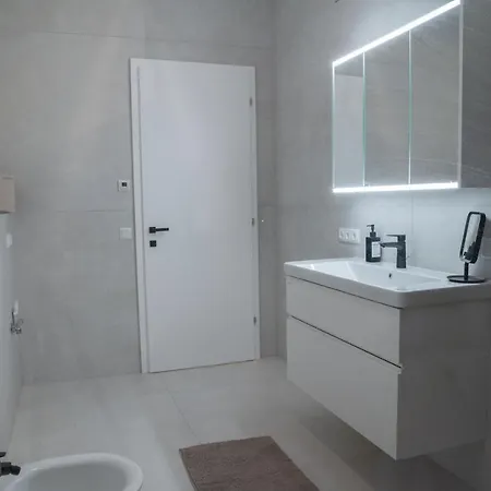 شقة Maximilianstrasse اوغسبورغ