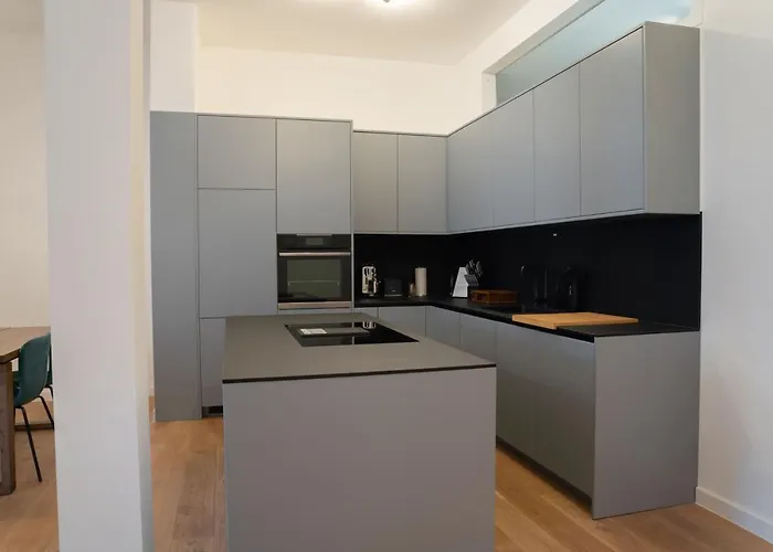 Maximilianstrasse Apartment *